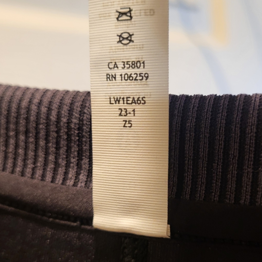 Lululemon Ribbed Softstreme T-Shirt Dress Black Short Sleeve Pockets Size 10 - Picture 9 of 9